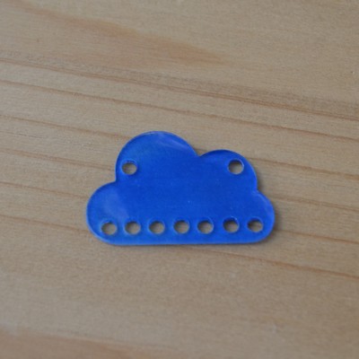 essais raté de nuage bleu électrique en plastique dingue