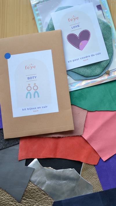 Dernier achat du salon Knit Eat : kits Feye en cuir